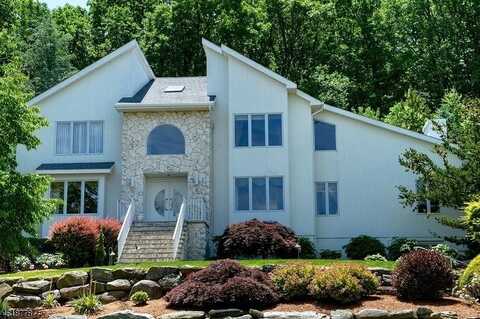 19 Lea Pl, Rockaway, NJ 07866