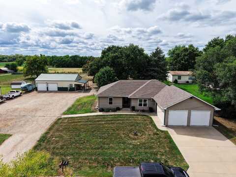 25 Walnut St, Reading, KS 66868