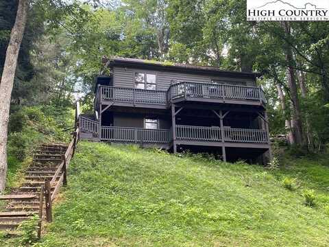 476 Ballous Mill Road, Grassy Creek, NC 28631