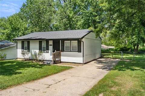 5174 N Corrington Avenue, Kansas City, MO 64119