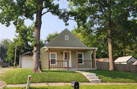 5 S 1st Street, Louisburg, KS 66053