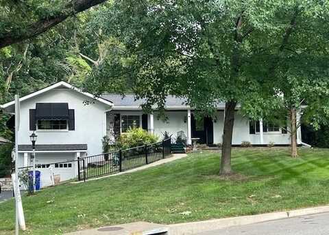 9955 Hocker Drive, Shawnee, KS 66203
