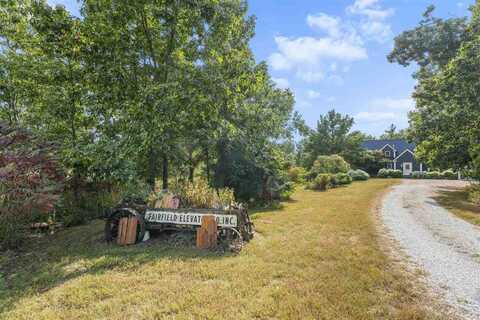 2414 Sky Ct, Fairfield, IA 52556
