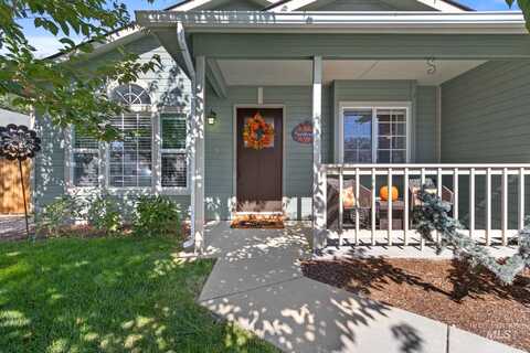 612 E Cougar Dr, Meridian, ID 83646