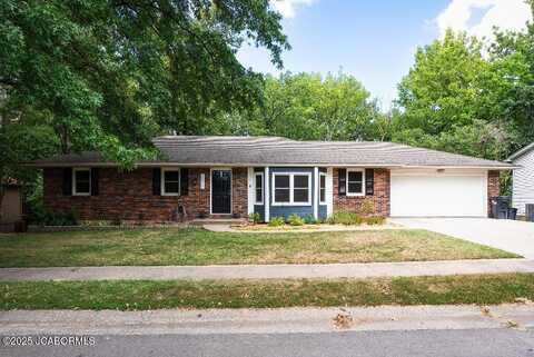 3211 KOHLER CIRCLE, Columbia, MO 65203