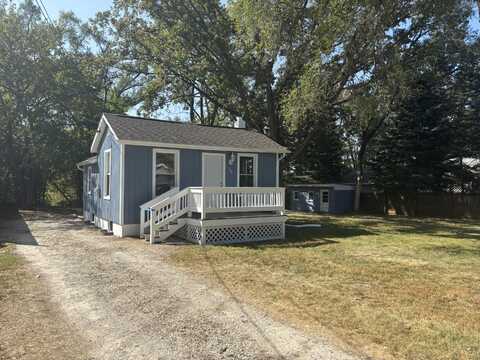 135 Peacock Walk, Jackson, MI 49202