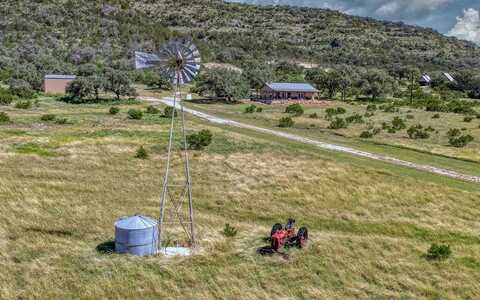 2630 Hwy 377, Leakey, TX 78873