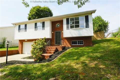43 Cloverleaf Street, Winfield, WV 25213