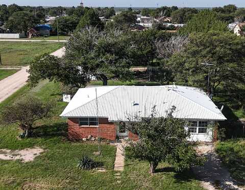 1401 Culpepper Avenue, Wilson, TX 79381