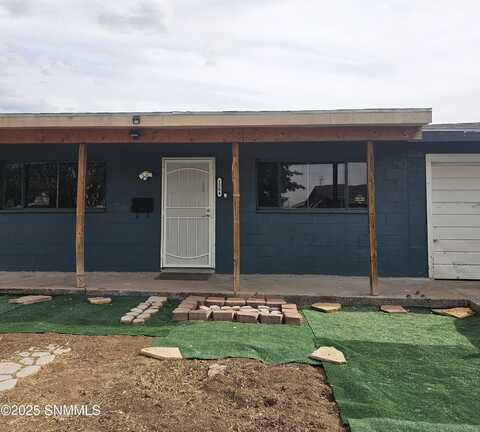 1304 Dewey Lane, Alamogordo, NM 88310