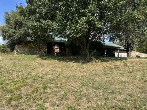 2615 Hopkins Cemetery Road, Lily, KY 40740