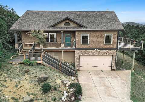 230 NE 71st Place, Newport, OR 97365