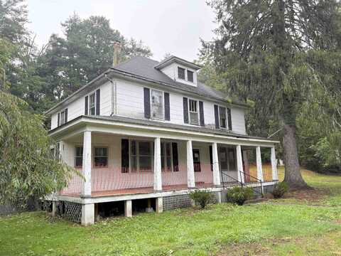 1439 DANIELS RUN Road NE, Check, VA 24072