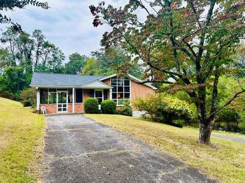 369 GREENWELL CT, Lynchburg, VA 24502