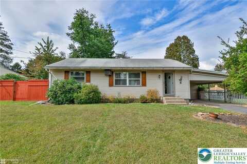 1360 Toboggan Trail, Fair Oaks, PA 18040
