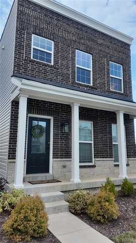 9405 Vandervoort Court, Crestwood, MO 63126