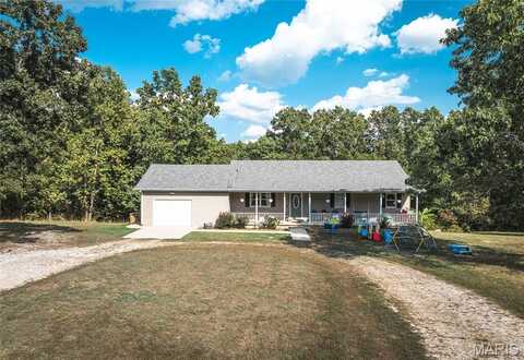 24950 Majestic Lane, Lebanon, MO 65536