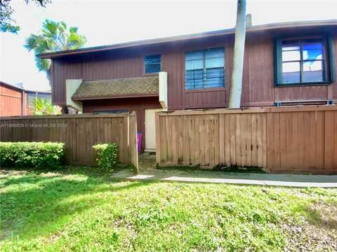 7024 SW 114th Pl, Miami, FL 33173