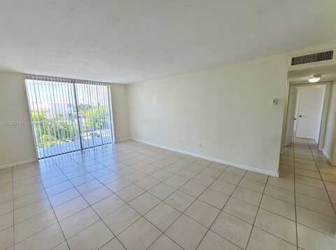 496 NW 165th St Rd, Miami, FL 33169