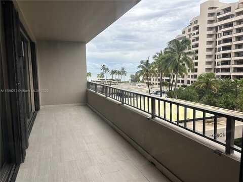 251 Crandon Blvd, Key Biscayne, FL 33149