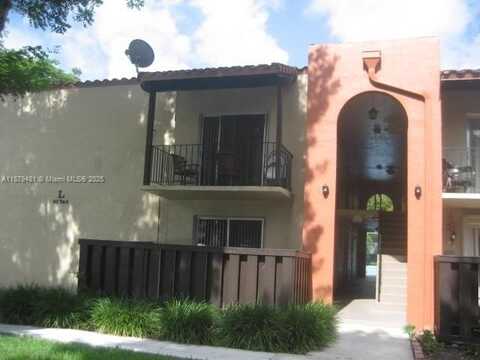 10740 N KENDALL DR, Miami, FL 33176