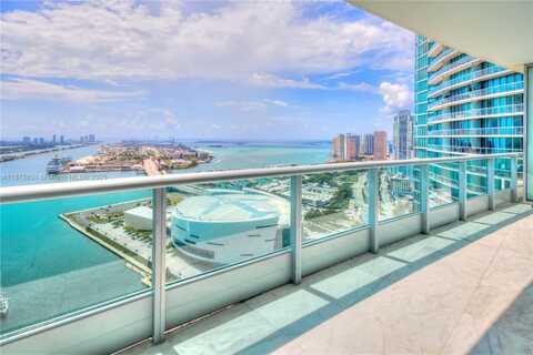 900 Biscayne Blvd, Miami, FL 33132