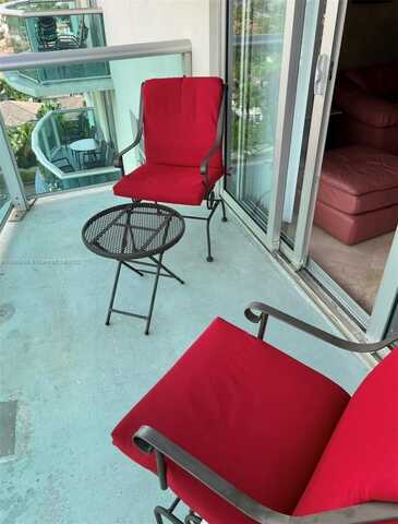 19370 Collins Ave, Sunny Isles Beach, FL 33160