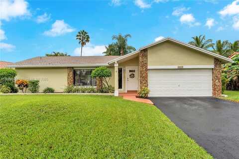 2653 NW 98th Ter, Coral Springs, FL 33065