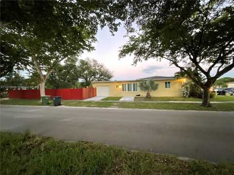 385 NW 129th St, North Miami, FL 33168