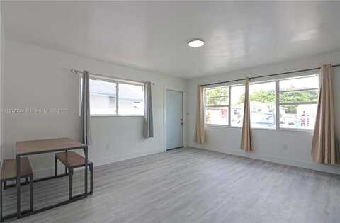 2126 NW 47th Ter, Miami, FL 33142