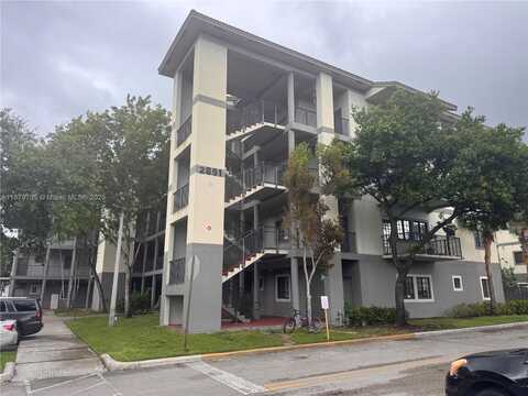 2851 Riverside Dr, Coral Springs, FL 33065