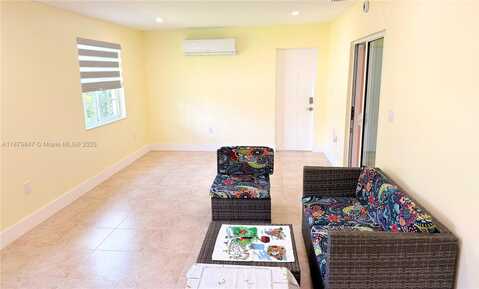 10985 SW 138th St, Miami, FL 33176