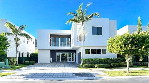 10050 NW 74th Ter, Doral, FL 33178