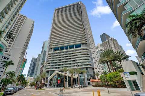 1300 Brickell Bay Dr, Miami, FL 33131