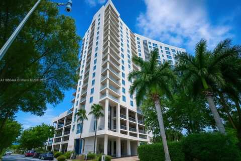 10 SW South River Dr, Miami, FL 33130