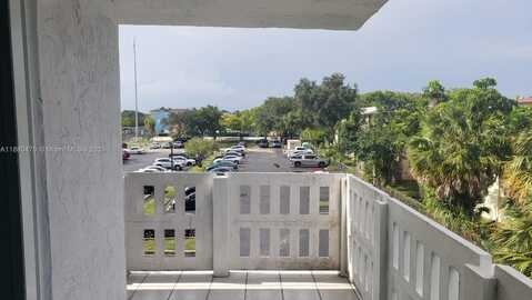 919 Hillcrest Dr, Hollywood, FL 33021