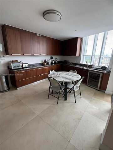 16001 Collins Ave, Sunny Isles Beach, FL 33160