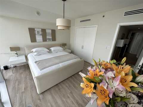 465 Brickell Ave, Miami, FL 33131