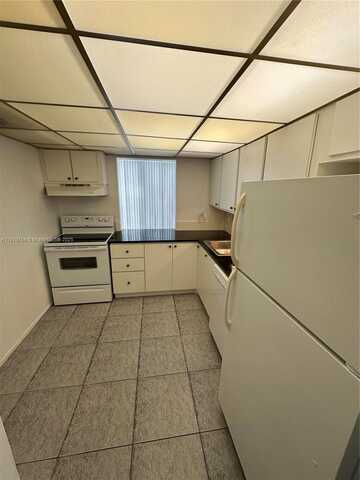 2101 Atlantic Shores Blvd, Hallandale Beach, FL 33009