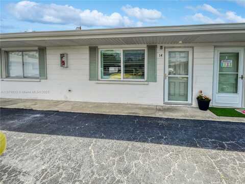 525 Manatee Ct, Venice, FL 34285