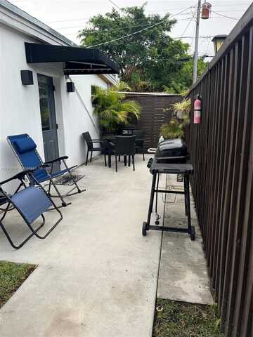 1949 NE 179th St, North Miami Beach, FL 33162