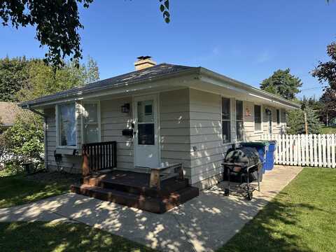 316 W Washington St, Port Washington, WI 53074