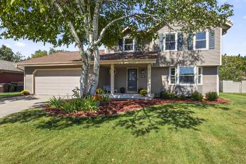 4135 S Regal Manor Ct, New Berlin, WI 53151
