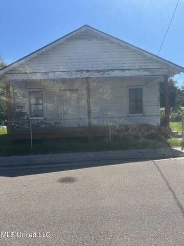 370 Croesus Street, Biloxi, MS 39530