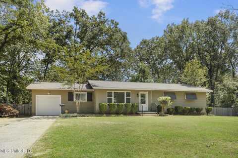 118 Ashcot Circle, Jackson, MS 39211