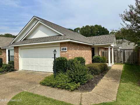 506 W Biscayne Cove, Clinton, MS 39056