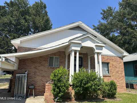 305 Florida Avenue, Ferriday, LA 71334