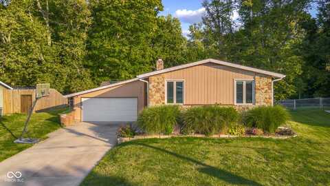 5161 Regency Drive, Columbus, IN 47203
