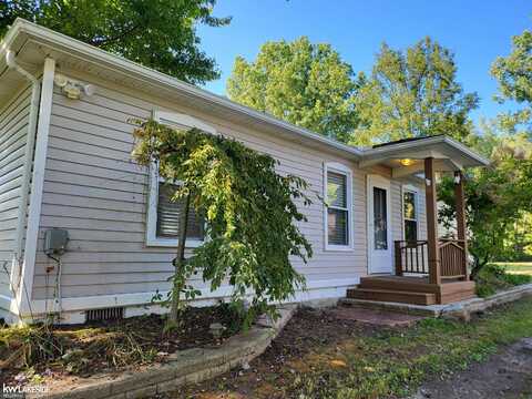 2866 Fruit, Algonac, MI 48001