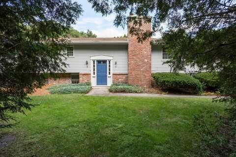 113 Brigham St, Hudson, MA 01749